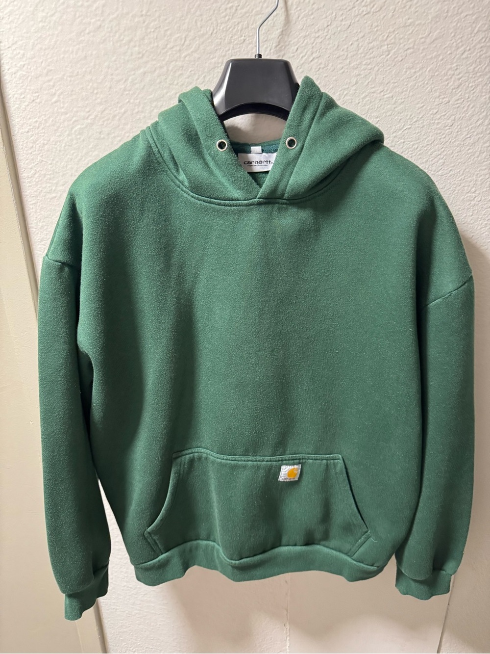 Carhartt Work In Progress Men’s Green Hooded Pullover Sweatshirt
